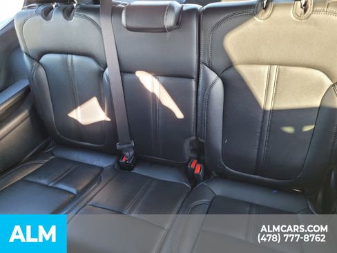 Used 2023 Jeep Wagoneer 4WD w/ Premium Group I image 9