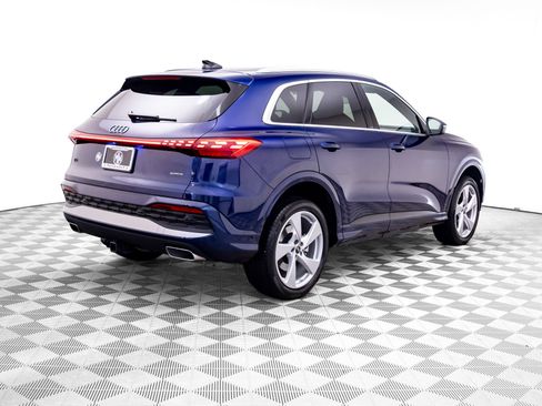 Used 2025 Audi Q5 Premium Plus AWD/4WD image 5