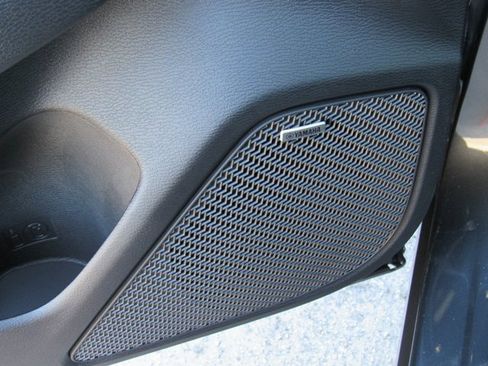 New 2025 Mitsubishi Outlander SEL image 12