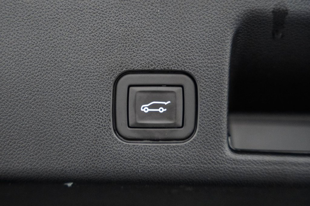 Used 2024 Chevrolet Equinox EV RS AWD/4WD image 12