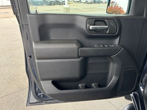 Used 2023 Chevrolet Silverado 1500 Custom image 22