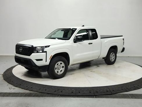 Used 2024 Nissan Frontier S w/ Technology Package AWD/4WD image 4