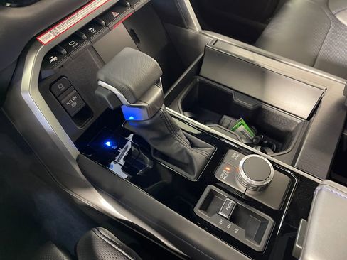 New 2025 Toyota Tundra Platinum AWD/4WD image 23