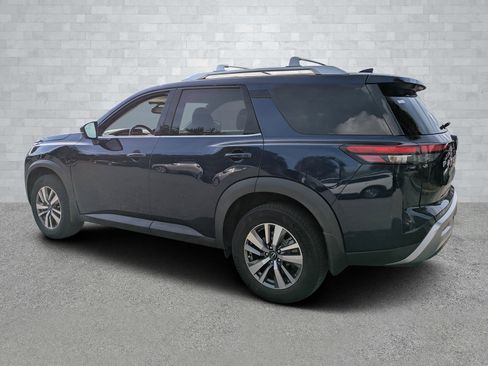 Used 2022 Nissan Pathfinder SL image 7