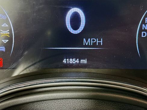 Used 2021 Jeep Grand Cherokee Limited AWD/4WD image 13