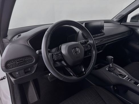 Certified 2023 Honda HR-V Sport image 9