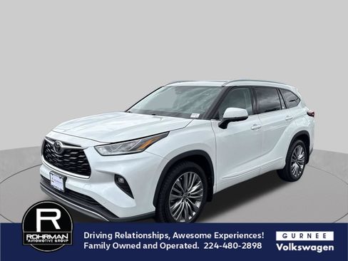 Used 2022 Toyota Highlander Platinum AWD/4WD image 5