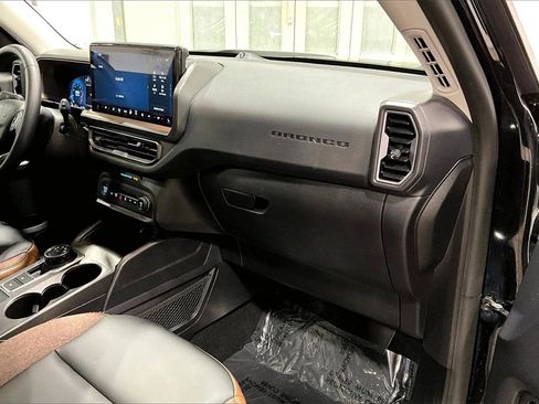 Certified 2025 Ford Bronco Sport Outer Banks w/ Outer Banks Tech Package+ image 15