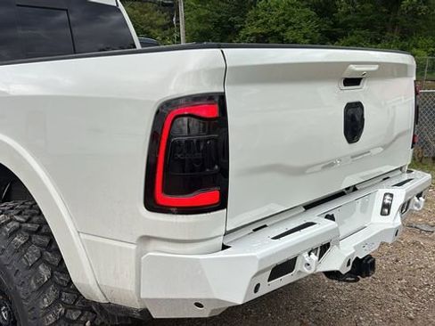 Used 2021 RAM 2500 Laramie w/ Night Edition AWD/4WD image 6