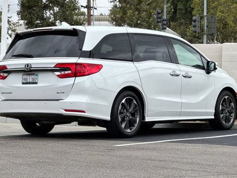Certified 2022 Honda Odyssey Elite image 5