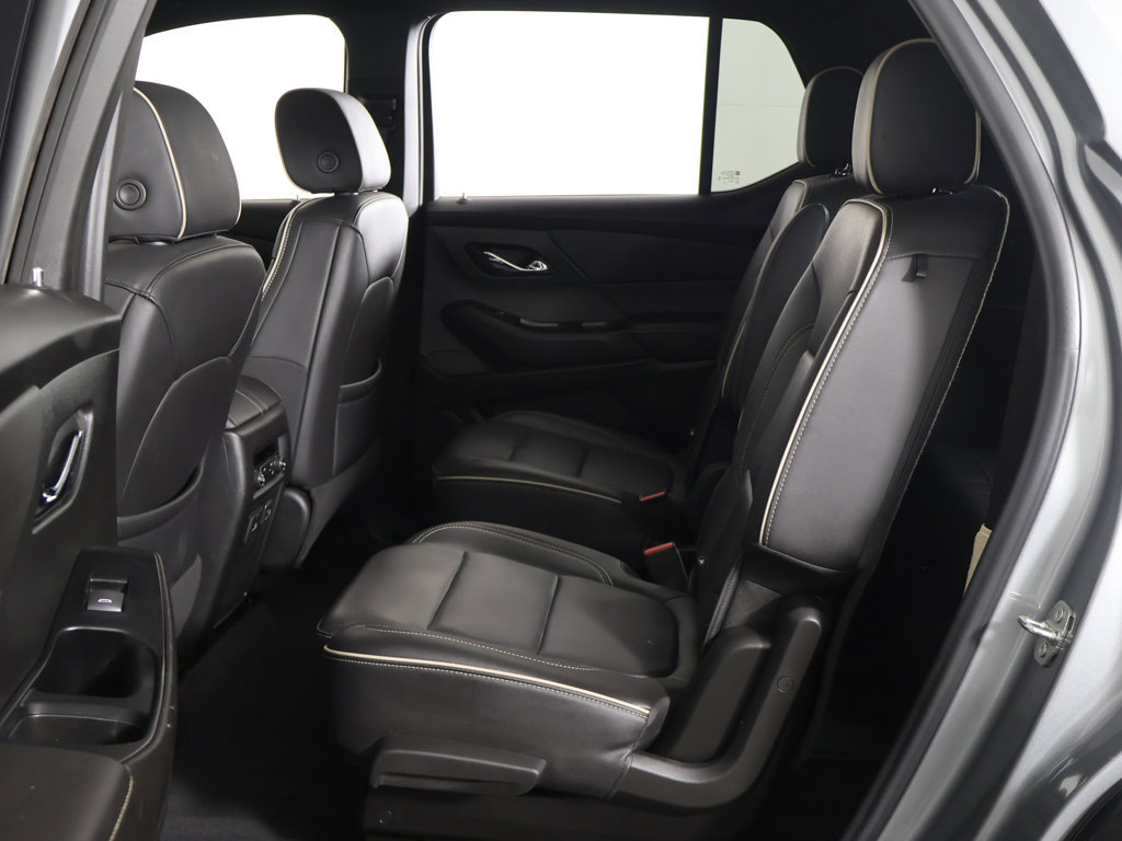 Used 2023 Chevrolet Traverse Premier w/ Redline Edition AWD/4WD image 37