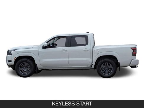Used 2026 Nissan Frontier SV w/ All-Weather Content Package RWD image 5
