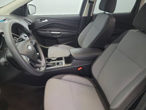 Used 2017 Ford Escape SE w/ Equipment Group 201A image 17