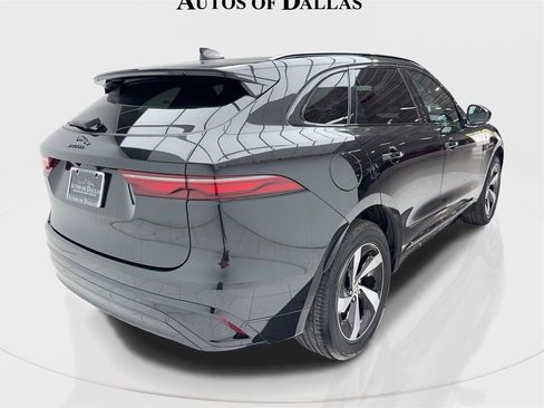 Used 2024 Jaguar F-PACE R-Dynamic S image 9