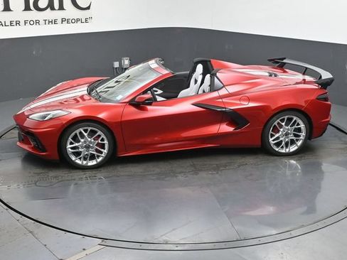 New 2027 Chevrolet Corvette Stingray Convertible w/ Stealth Interior Trim Package RWD image 38
