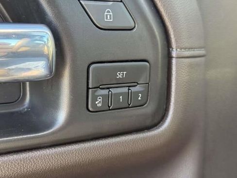 Used 2022 GMC Sierra 1500 Denali w/ Denali Reserve Package image 18