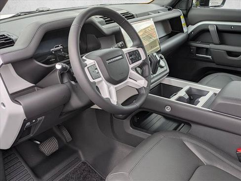 New 2026 Land Rover Defender 110 S AWD/4WD image 3