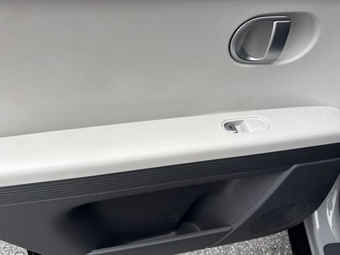 Certified 2024 Hyundai Ioniq 5 SEL AWD/4WD image 15