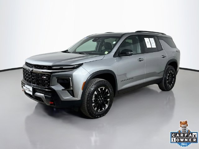 Used 2025 Chevrolet Traverse Z71 w/ Driver Confidence Package AWD/4WD image 8