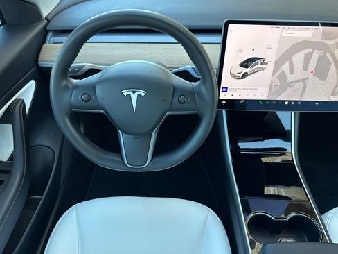 Used 2020 Tesla Model 3 Long Range image 14
