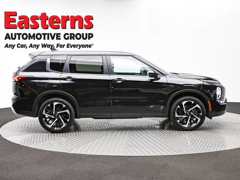 Used 2024 Mitsubishi Outlander SE AWD/4WD image 4