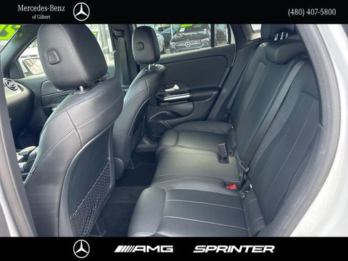 Used 2021 Mercedes-Benz GLA 250 4MATIC image 20