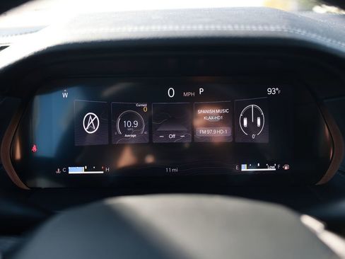 New 2025 Jeep Grand Cherokee L Limited image 16