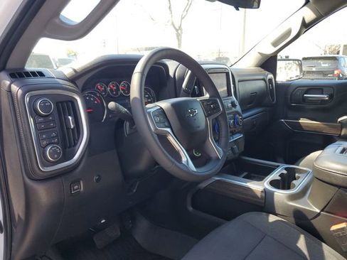 Used 2022 Chevrolet Silverado 1500 LT Trail Boss image 21