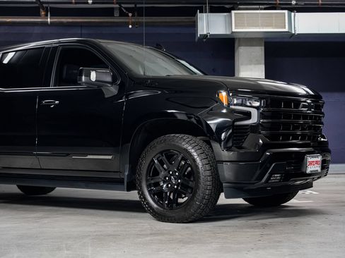 Used 2024 Chevrolet Silverado 1500 High Country w/ Midnight Edition AWD/4WD image 47