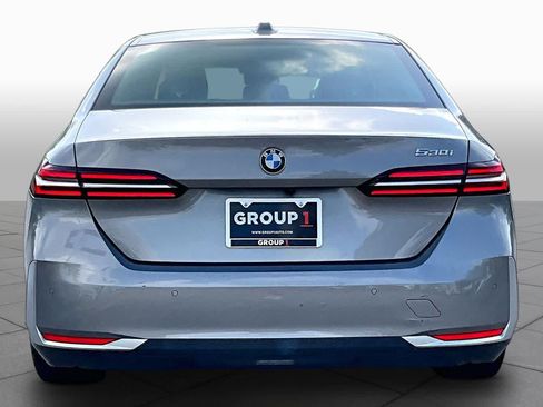 Used 2024 BMW 530i RWD image 5