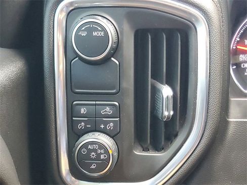 Used 2020 Chevrolet Silverado 1500 LTZ w/ LTZ Premium Package image 28