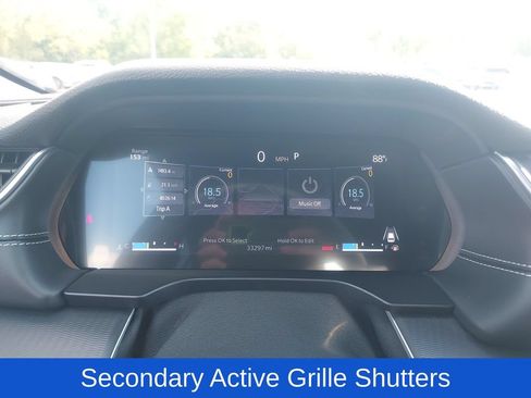 Used 2023 Jeep Grand Cherokee Altitude AWD/4WD image 12