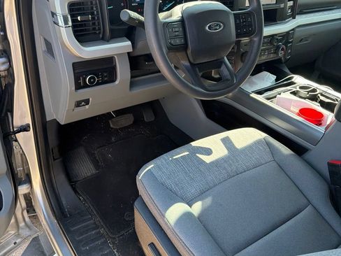 Used 2024 Ford F250 XLT w/ FX4 Off-Road Package AWD/4WD image 13