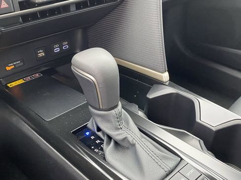 Used 2026 Toyota Camry SE image 13