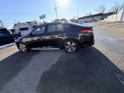 Used 2017 Kia Optima EX w/ Technology Package image 15