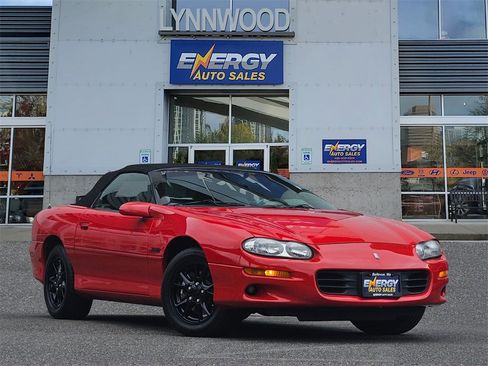 Used 2000 Chevrolet Camaro Z28 image 1