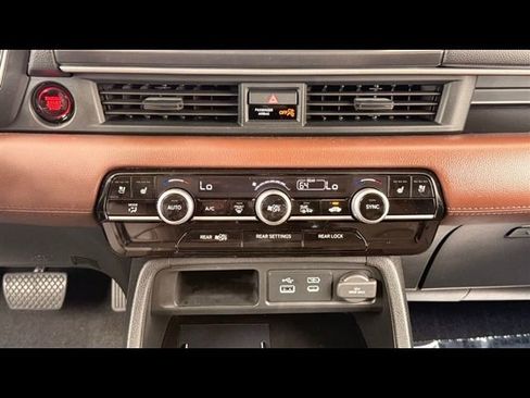 Used 2024 Honda Pilot Elite image 21