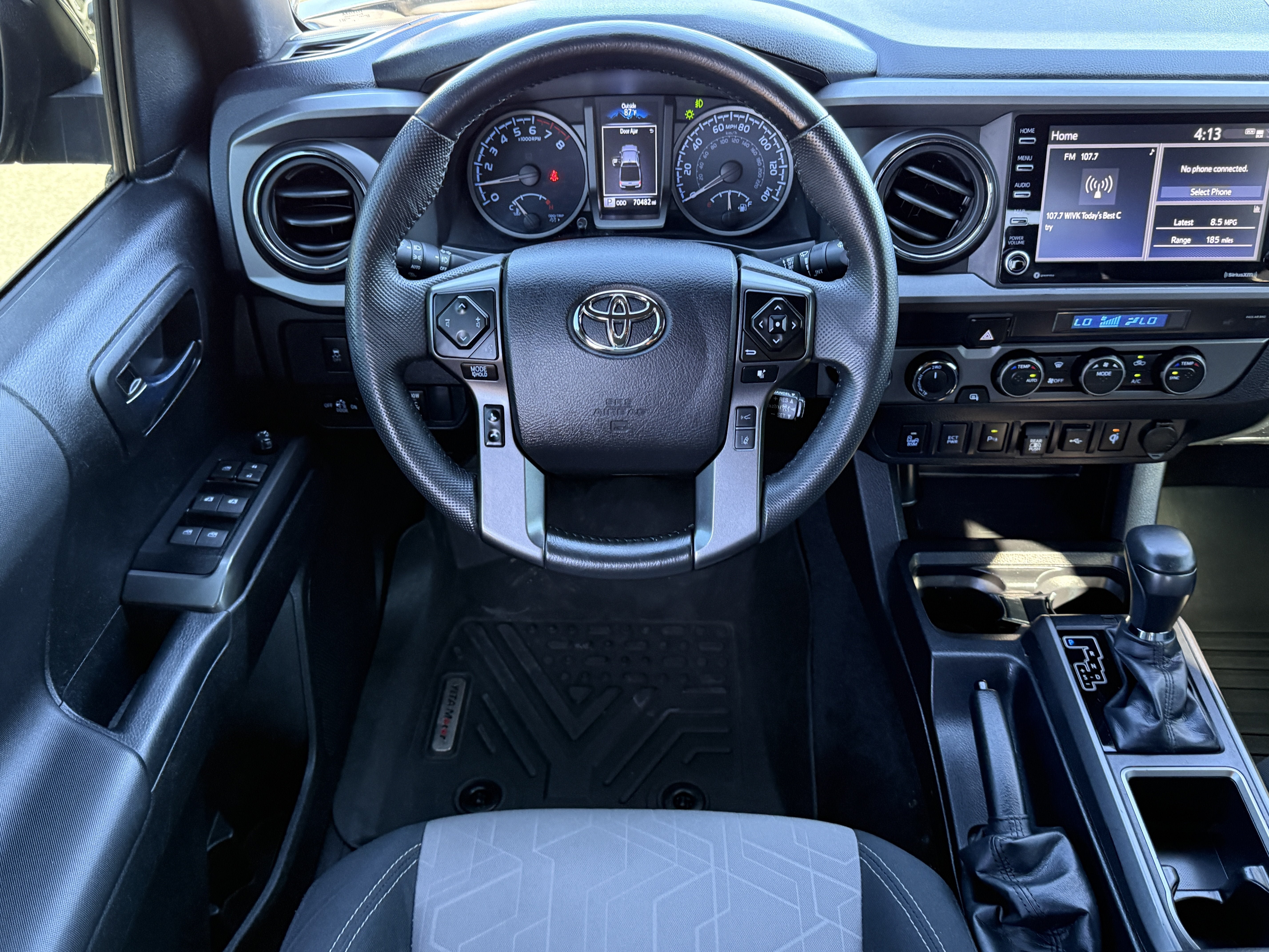 Used 2022 Toyota Tacoma TRD Sport w/ Technology Package AWD/4WD image 19