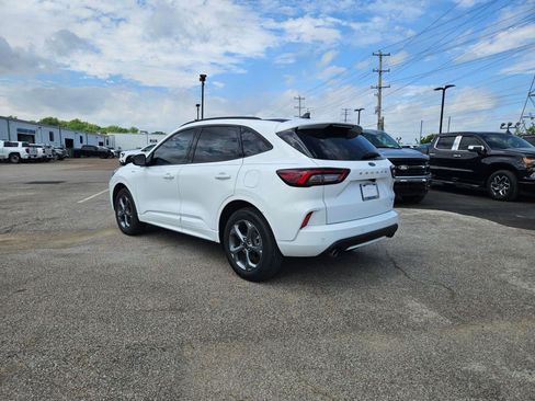 Used 2023 Ford Escape ST-Line w/ Tech Pack #1 image 3
