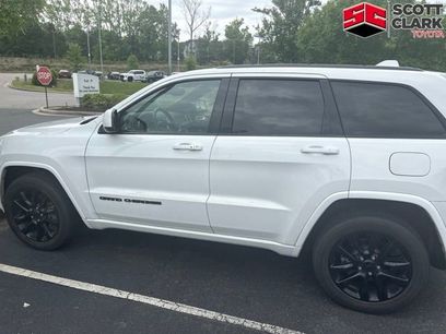 Used 2020 Jeep Grand Cherokee Altitude