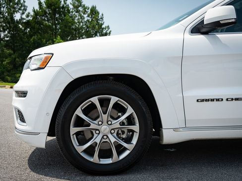 Used 2021 Jeep Grand Cherokee Summit w/ Platinum Series Group AWD/4WD image 4