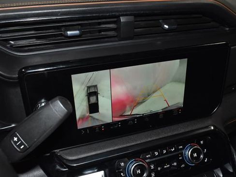 Used 2024 GMC Sierra 2500 AT4 w/ Technology Package image 17