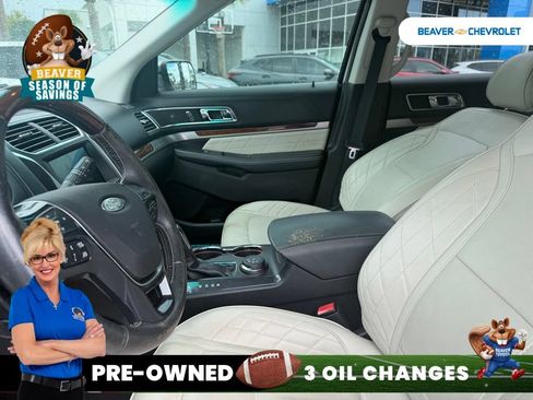 Used 2017 Ford Explorer Platinum AWD/4WD image 8