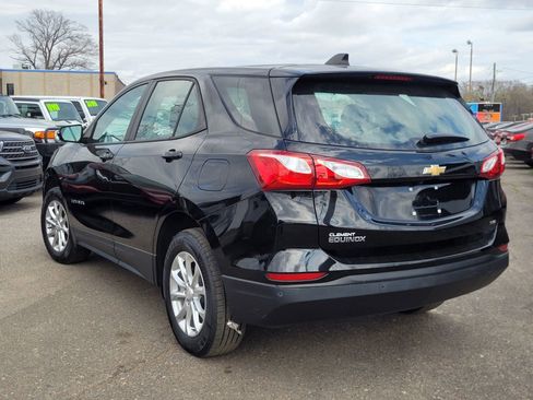 Used 2021 Chevrolet Equinox LS image 11