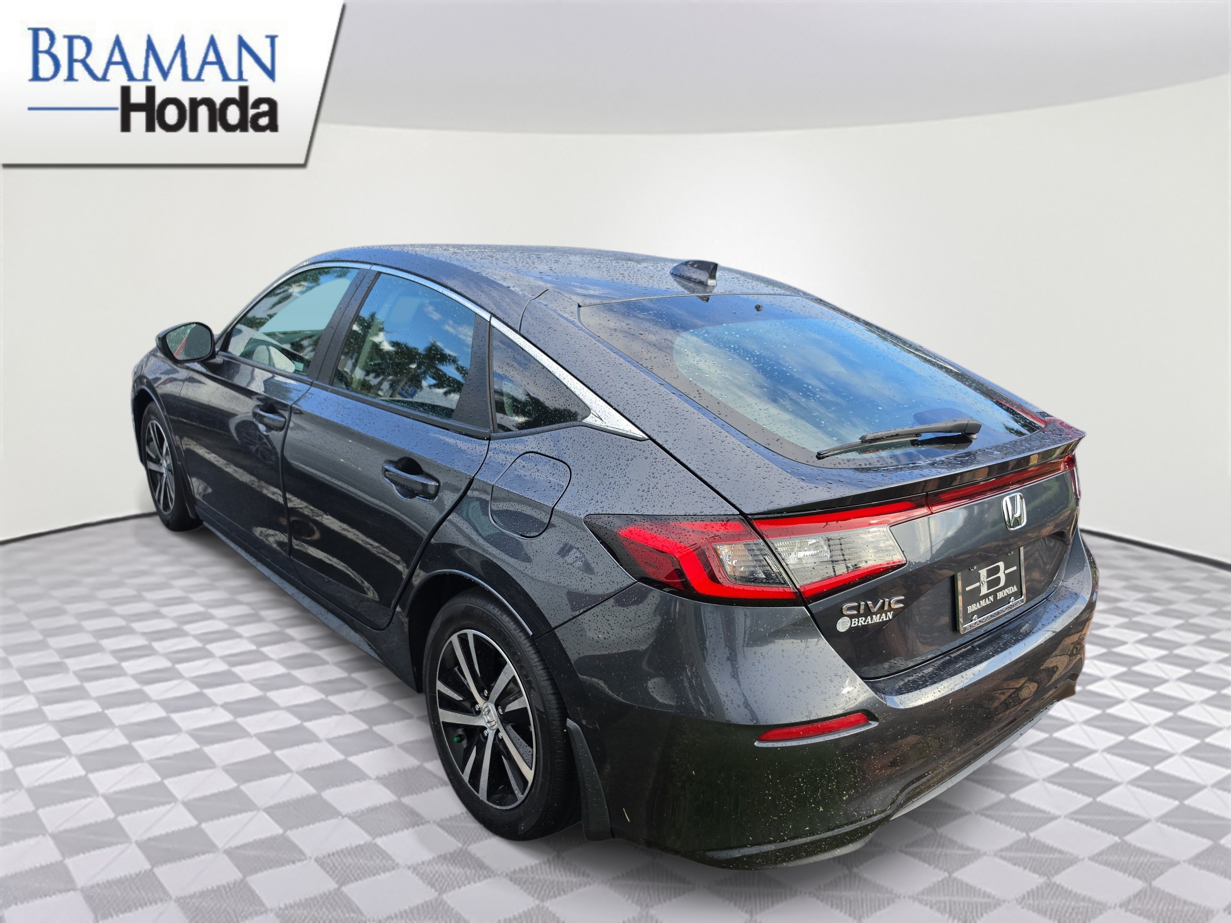 Certified 2024 Honda Civic LX image 4