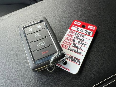 New 2025 Jeep Grand Cherokee L Laredo w/ Luxury Tech Group I image 38