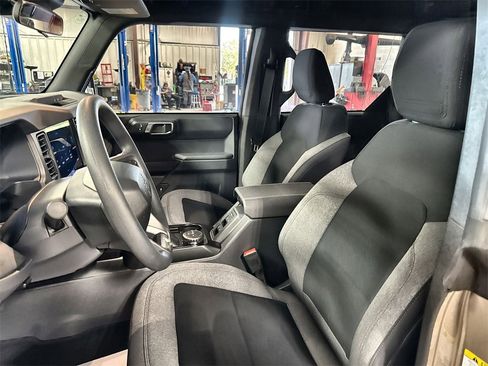 New 2025 Ford Bronco 4-Door image 12