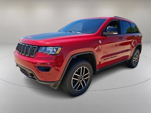 Used 2020 Jeep Grand Cherokee Trailhawk AWD/4WD image 5
