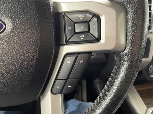Used 2015 Ford F150 Lariat w/ Equipment Group 502A Luxury AWD/4WD image 31