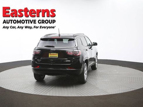 Used 2019 Jeep Compass Latitude w/ Cold Weather Group image 38